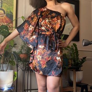 Charlotte Russe one shoulder floral mini dress size small